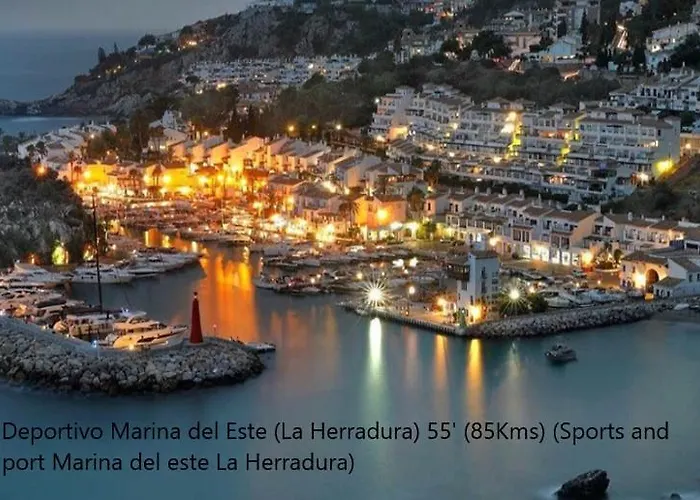 De Ares Armilla, By Daimar ヴィラ